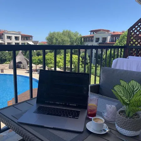 Life Private Σωζόπολη