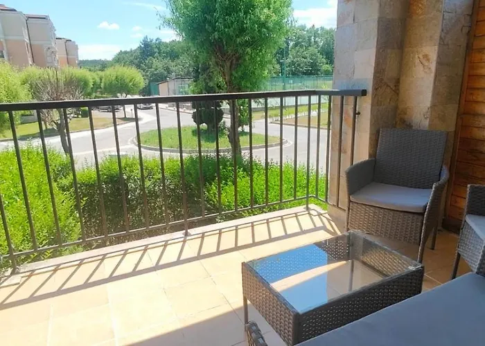 Life Private * Σωζόπολη