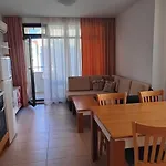 Апартаменты Life Private