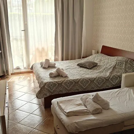 Life Private Apartment